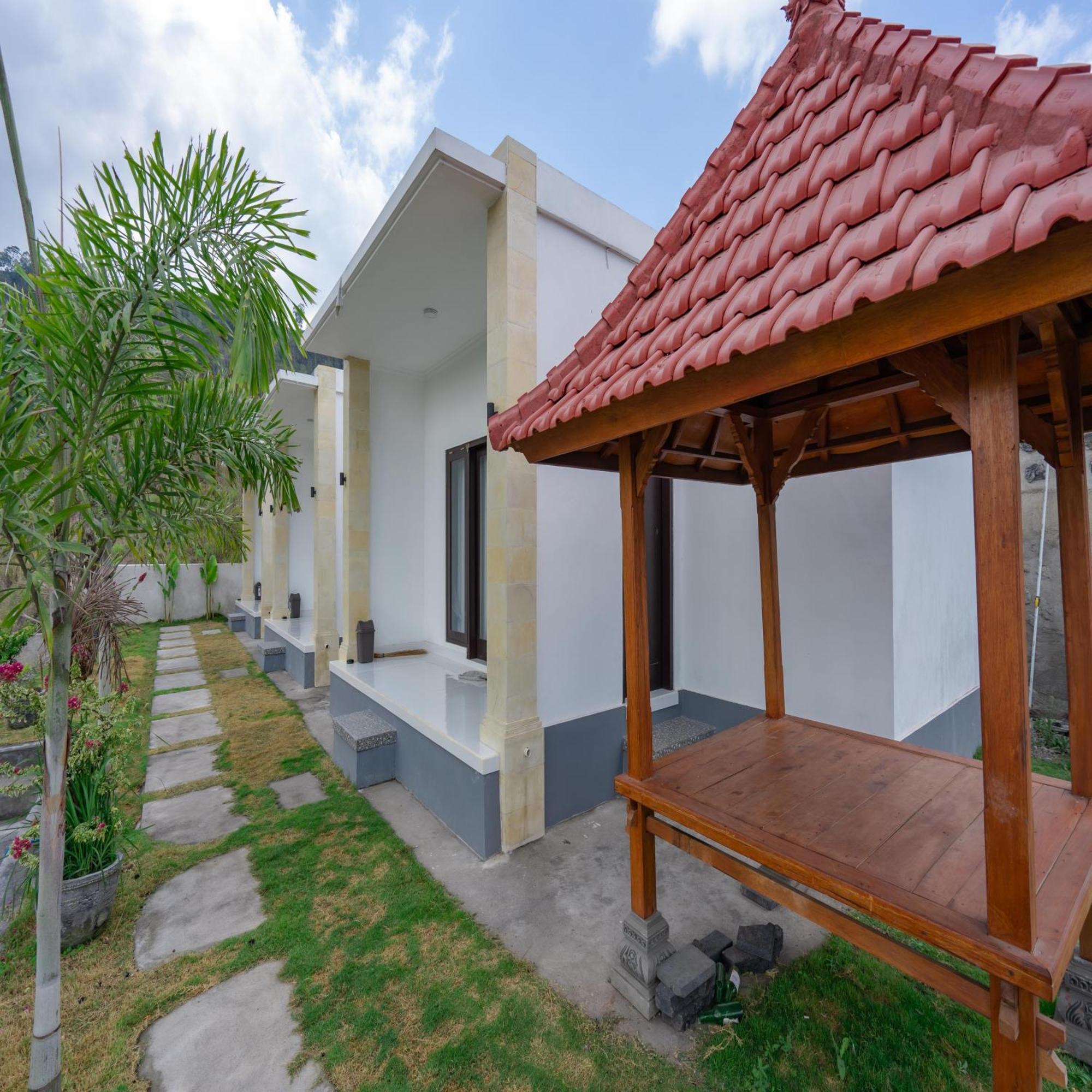 Batur Kencana Villa Mitra Reddoorz Baturaja  Exterior photo